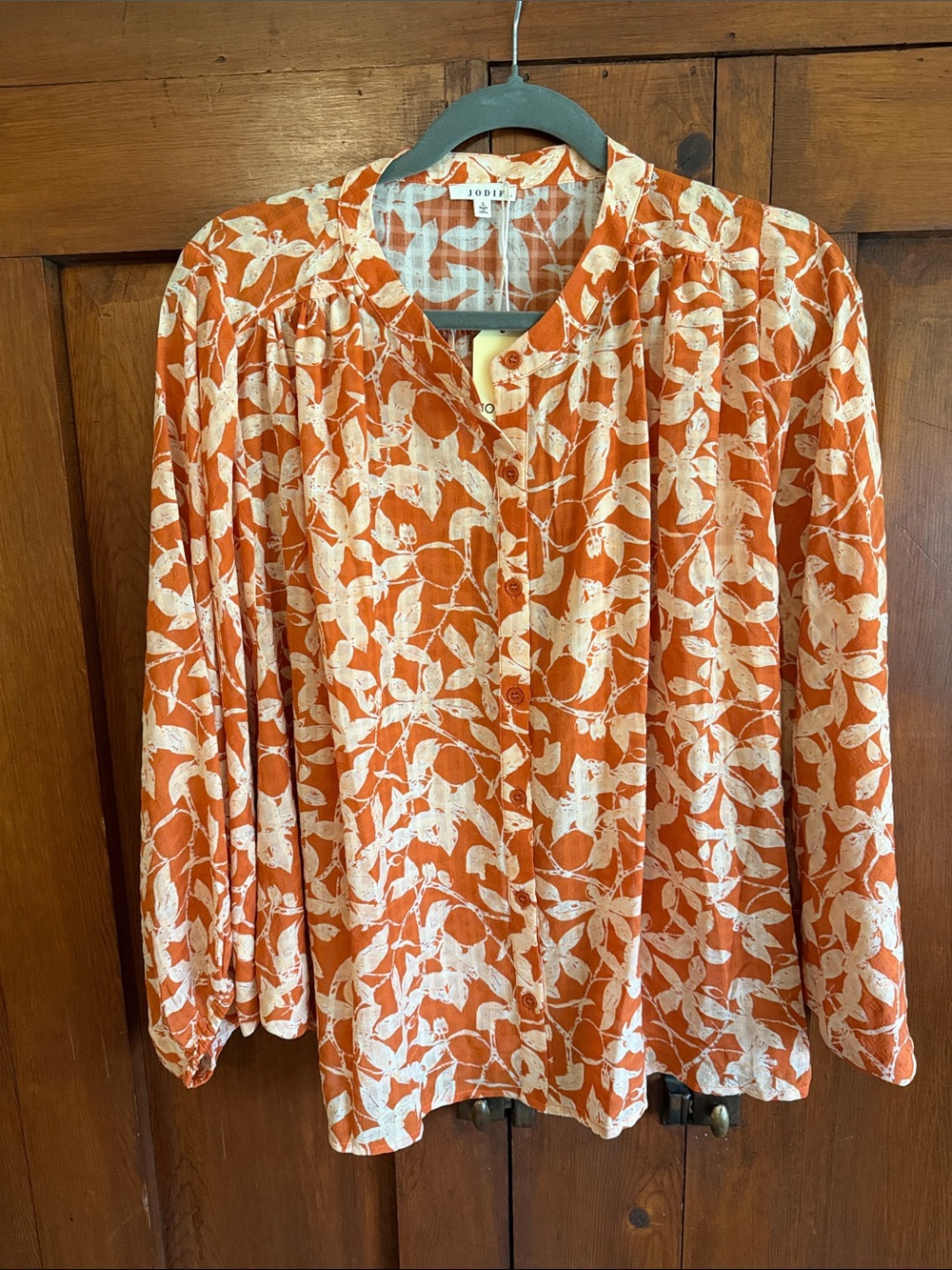 JODIFL Orange Floral Print Button-Front Blouse